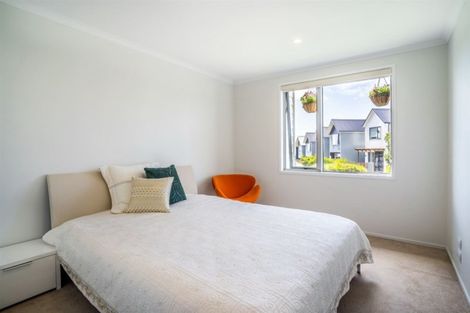 Photo of property in 82 Caldera Drive, Long Bay, Auckland, 0630