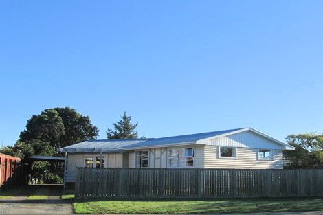 Photo of property in 47 Arawhata Road, Paraparaumu, 5032