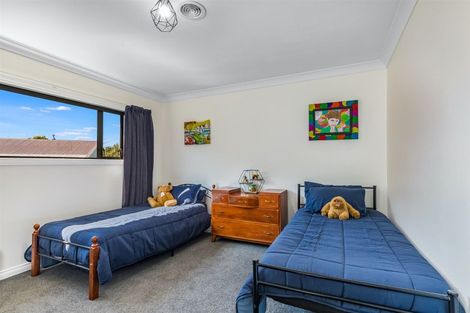 Photo of property in 2 Seascape View, Paremata, Porirua, 5024