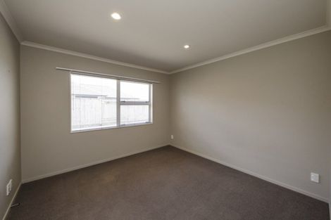 Photo of property in 1 Lorenzo Place, Kelvin Grove, Palmerston North, 4414