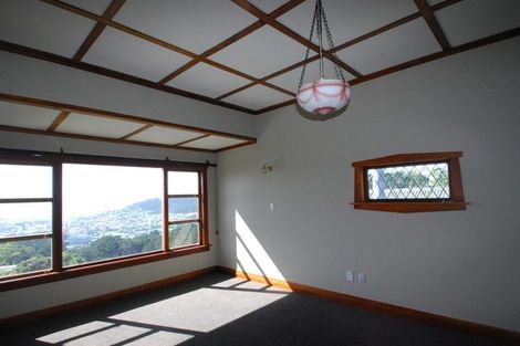 Photo of property in 18 Connaught Terrace, Brooklyn, Wellington, 6021