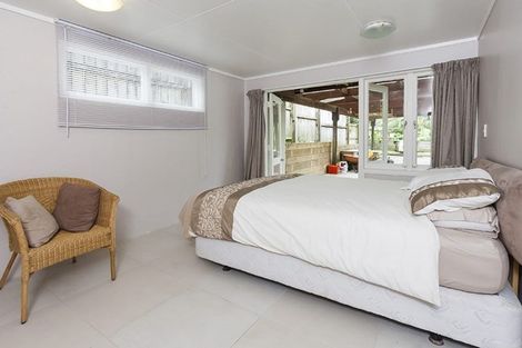 Photo of property in 42 Reeves Road, Pakuranga, Auckland, 2010