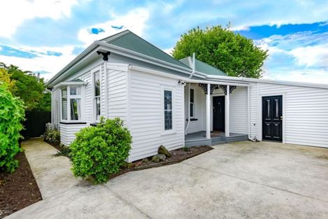 Photo of property in 12 Tyrone Street, Belfast, Christchurch, 8051