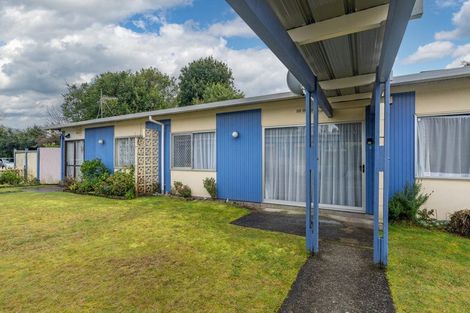 Photo of property in 2/100 River Road, Hamilton East, Hamilton, 3216