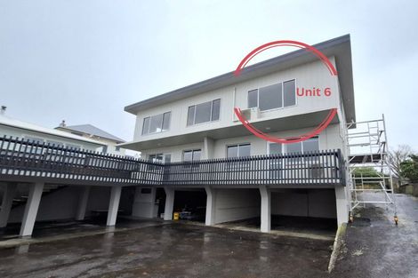 Photo of property in 33 Fulford Street, New Plymouth, 4310