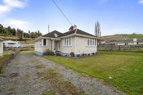Photo of property in 26 Goldfinch Street, Taihape, 4720