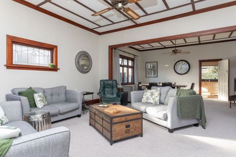 Photo of property in 24 Chamberlain Street, Dannevirke, 4930