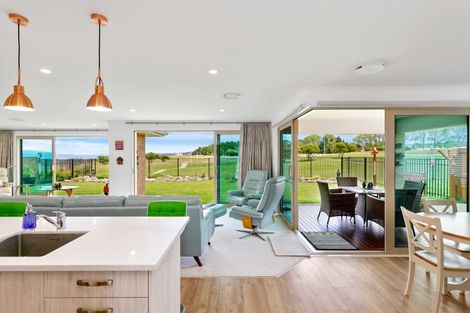 Photo of property in 52 Huka Heights Drive, Rangatira Park, Taupo, 3330