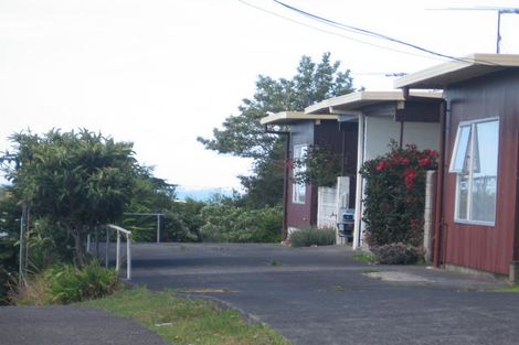 Photo of property in 2/59 High Road, Glenfield, Auckland, 0629