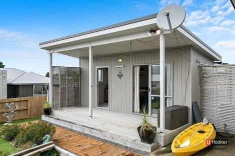 Photo of property in 15 Browns Drive, Waihi Beach, 3611