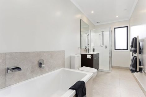 Photo of property in 123 Hobsonville Point Road, Hobsonville, Auckland, 0616