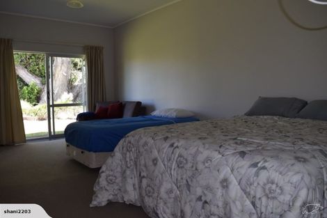 Photo of property in 243 One Tree Point Road, One Tree Point, 0118