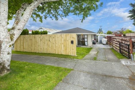 Photo of property in 1/6 Tararua Street, Trentham, Upper Hutt, 5018