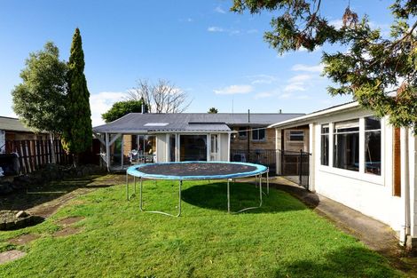 Photo of property in 299 Shakespeare Street, Leamington, Cambridge, 3432