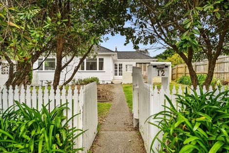 Photo of property in 12 Karaka Grove, Raumati Beach, Paraparaumu, 5032