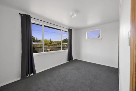 Photo of property in 9 Manawapou Road, Hawera, 4610