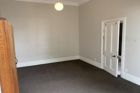 Photo of property in 34 Grove Road, Kelburn, Wellington, 6012