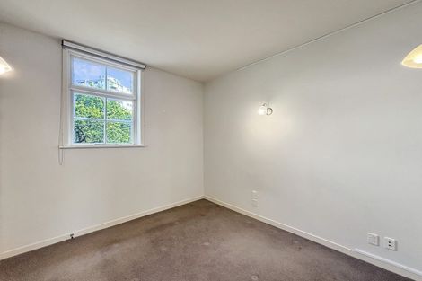 Photo of property in 207 Tasman Street, Mount Cook, Wellington, 6021