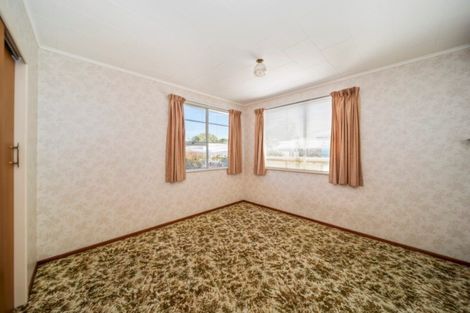 Photo of property in 14 Huatoki Street, Vogeltown, New Plymouth, 4310