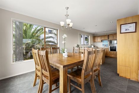 Photo of property in 19 Layton Road, Manly, Whangaparaoa, 0930