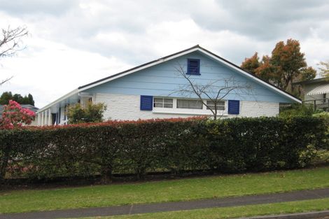 Photo of property in 31 Cumberland Crescent, Welcome Bay, Tauranga, 3112