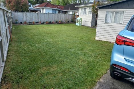 Photo of property in 14 Blenheim Street, Glenfield, Auckland, 0629