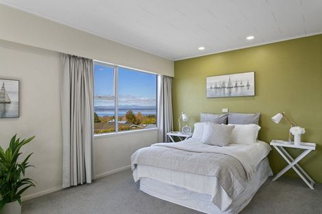 Photo of property in 96 Wakeman Road, Acacia Bay, Taupo, 3330
