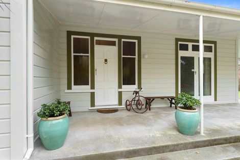 Photo of property in 46 Te Horo Beach Road, Te Horo, Otaki, 5581