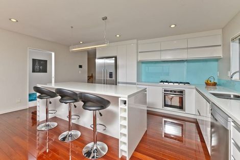 Photo of property in 90b Schnapper Rock Road, Schnapper Rock, Auckland, 0632