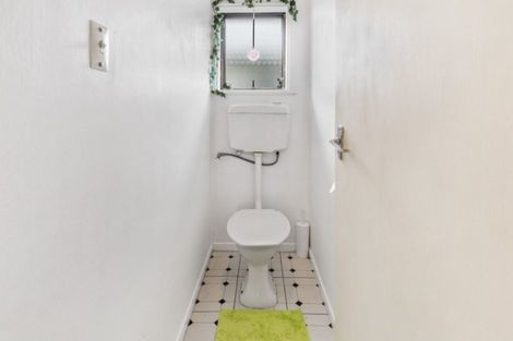 Photo of property in 2/7 Don Street, Papakura, 2110