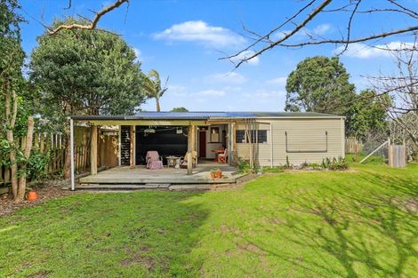 Photo of property in 564a Pukehina Parade, Pukehina, Te Puke, 3189