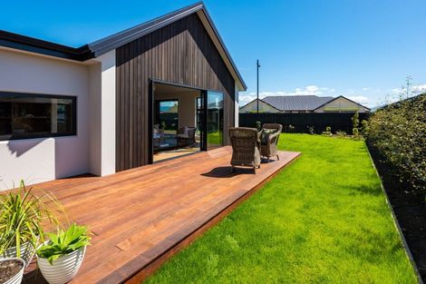 Photo of property in 30 Nikau Drive, Redwoodtown, Blenheim, 7201