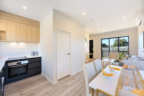 Photo of property in 14e Durham Street, Te Atatu Peninsula, Auckland, 0610