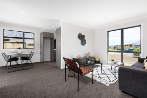 Photo of property in 2 Okataina Street, Pyes Pa, Tauranga, 3112