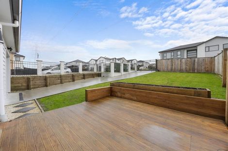 Photo of property in 57 Drumbuoy Drive, Flat Bush, Auckland, 2019