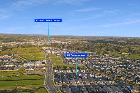 Photo of property in 69 Podgora Avenue, Huapai, Kumeu, 0810