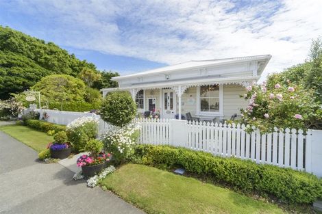 Photo of property in 89 Bridge Street, Bulls, 4818