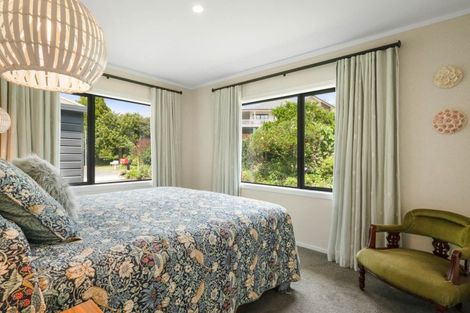 Photo of property in 37 Pohutukawa Drive, Athenree, Katikati, 3177