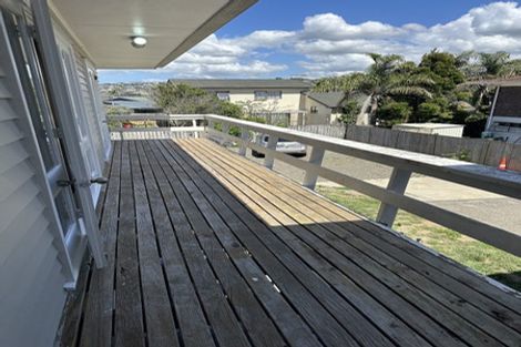 Photo of property in 1/422 Hibiscus Coast Highway, Orewa, 0931