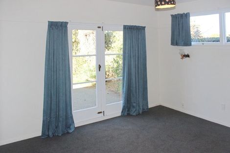 Photo of property in 18 Erin Crescent, Mairehau, Christchurch, 8013