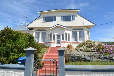 Photo of property in 252 Marine Parade, Bluff, 9814