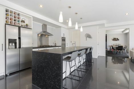 Photo of property in 100 Kauri Crescent, Waimauku, Kumeu, 0891