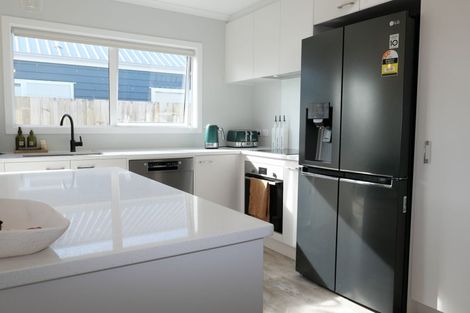 Photo of property in 36 Koru Loop, Paraparaumu, 5032