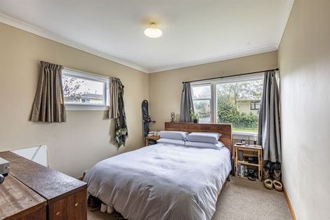 Photo of property in 12 Antrim Place, Hokowhitu, Palmerston North, 4410