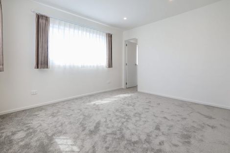 Photo of property in 60a Batkin Road, New Windsor, Auckland, 0600