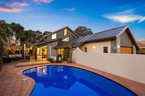 Photo of property in 1 Maygrove Drive, Orewa, 0931