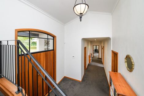 Photo of property in 9 Awatea Terrace, Hokowhitu, Palmerston North, 4410
