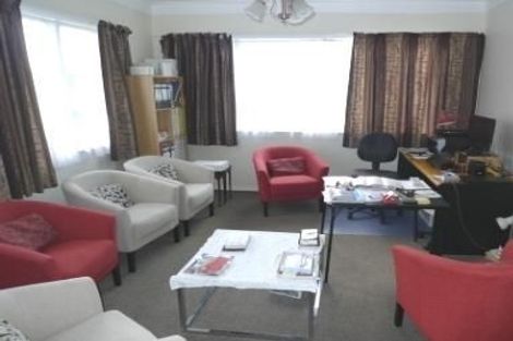 Photo of property in 20 Dr Taylor Terrace, Johnsonville, Wellington, 6037