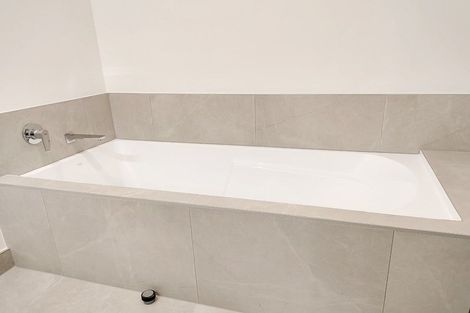 Photo of property in 80 Tahuhu Road, Mount Wellington, Auckland, 1062