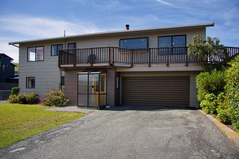 Photo of property in 2 Takahe Drive, South Bay, Kaikoura, 7300